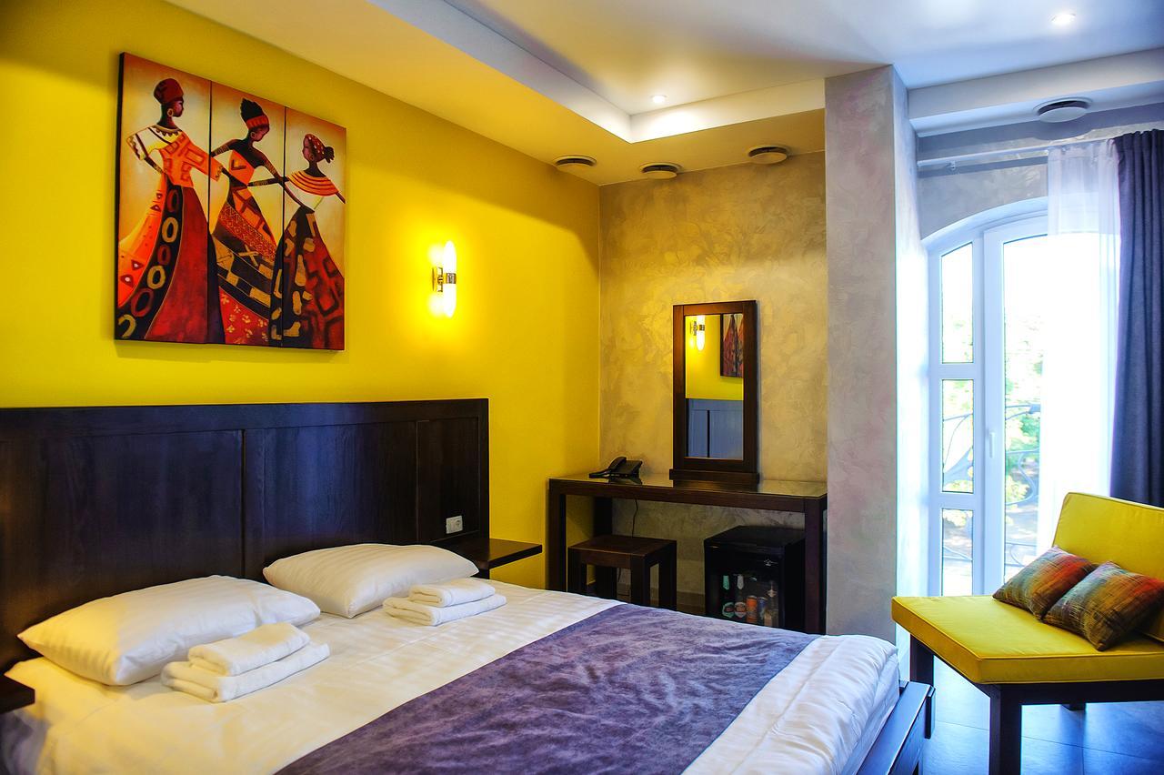 Gaudi Stylish Hotel Odessa Exterior foto